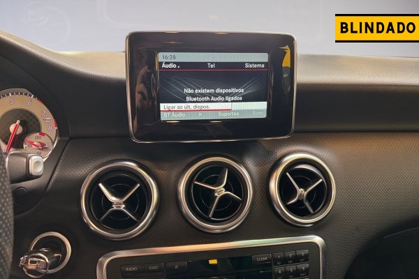MERCEDES-BENZ A 200 1.6 TURBO URBAN 16V GASOLINA 4P AUTOMÁTICO 2013/2013